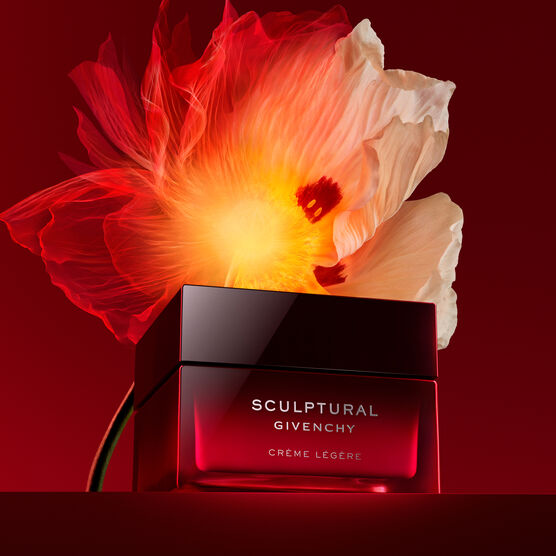 Creme Givenchy Sculptural Light Cream